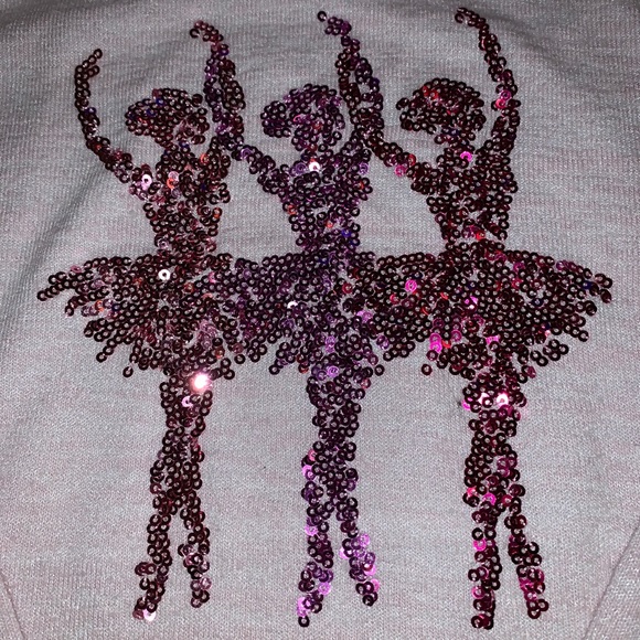 Girl’s Longsleeve Top - Picture 2 of 3